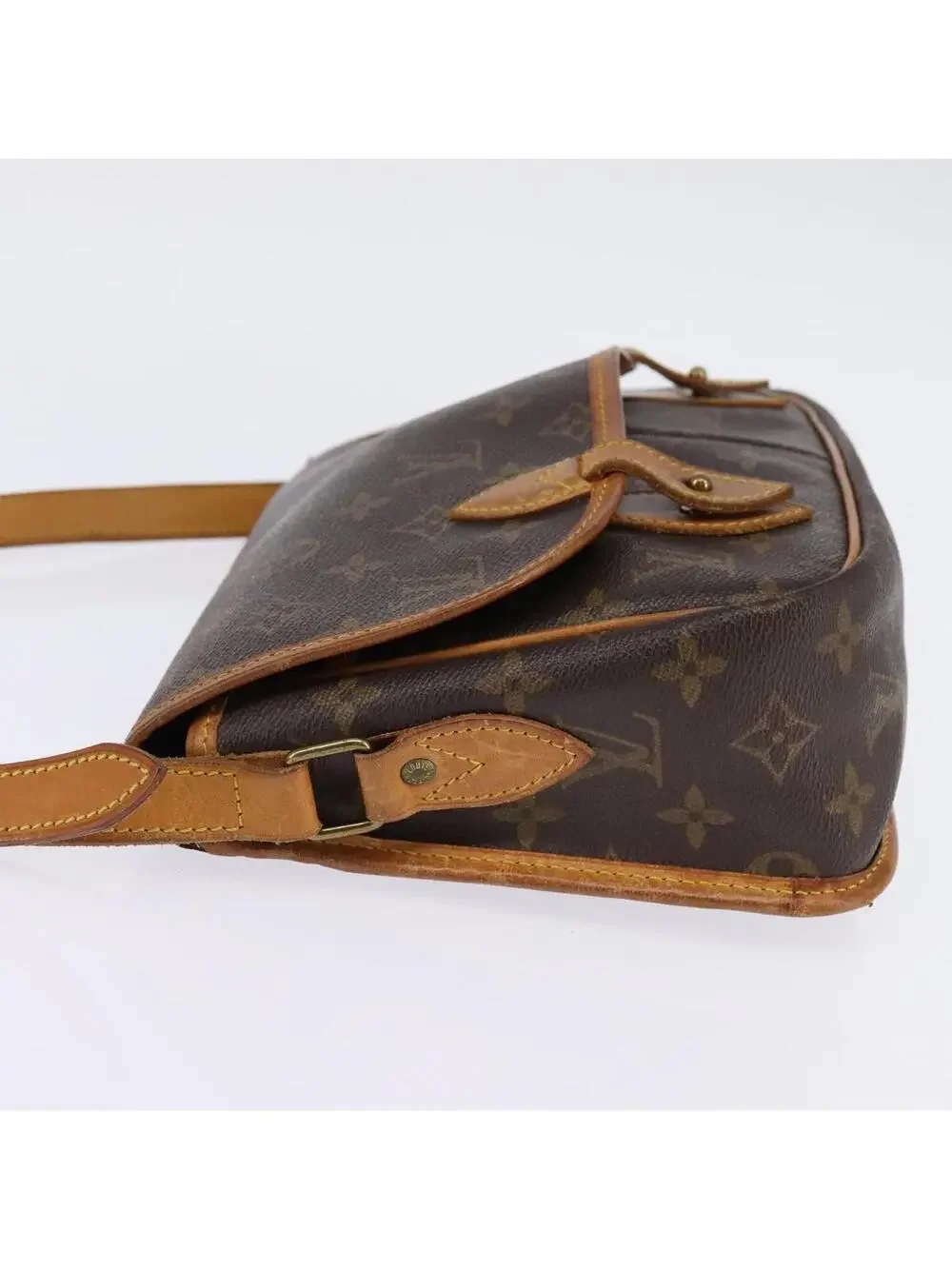 Louis Vuitton introducing louis